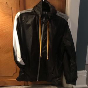Zella sporty windbreaker